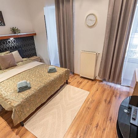 City Vibes Apartment - 3 Bdrms Budapest Exterior photo
