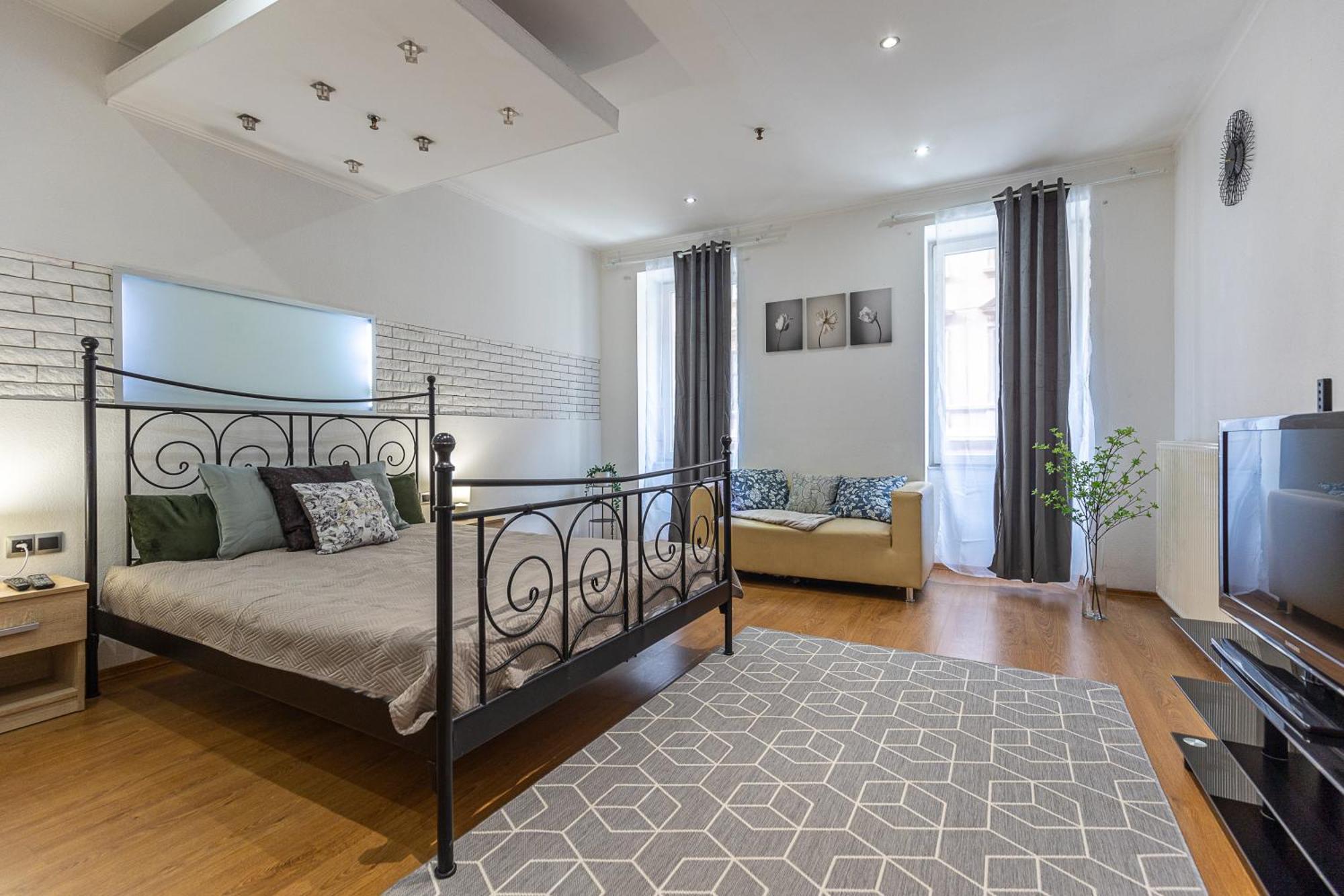City Vibes Apartment - 3 Bdrms Budapest Exterior photo